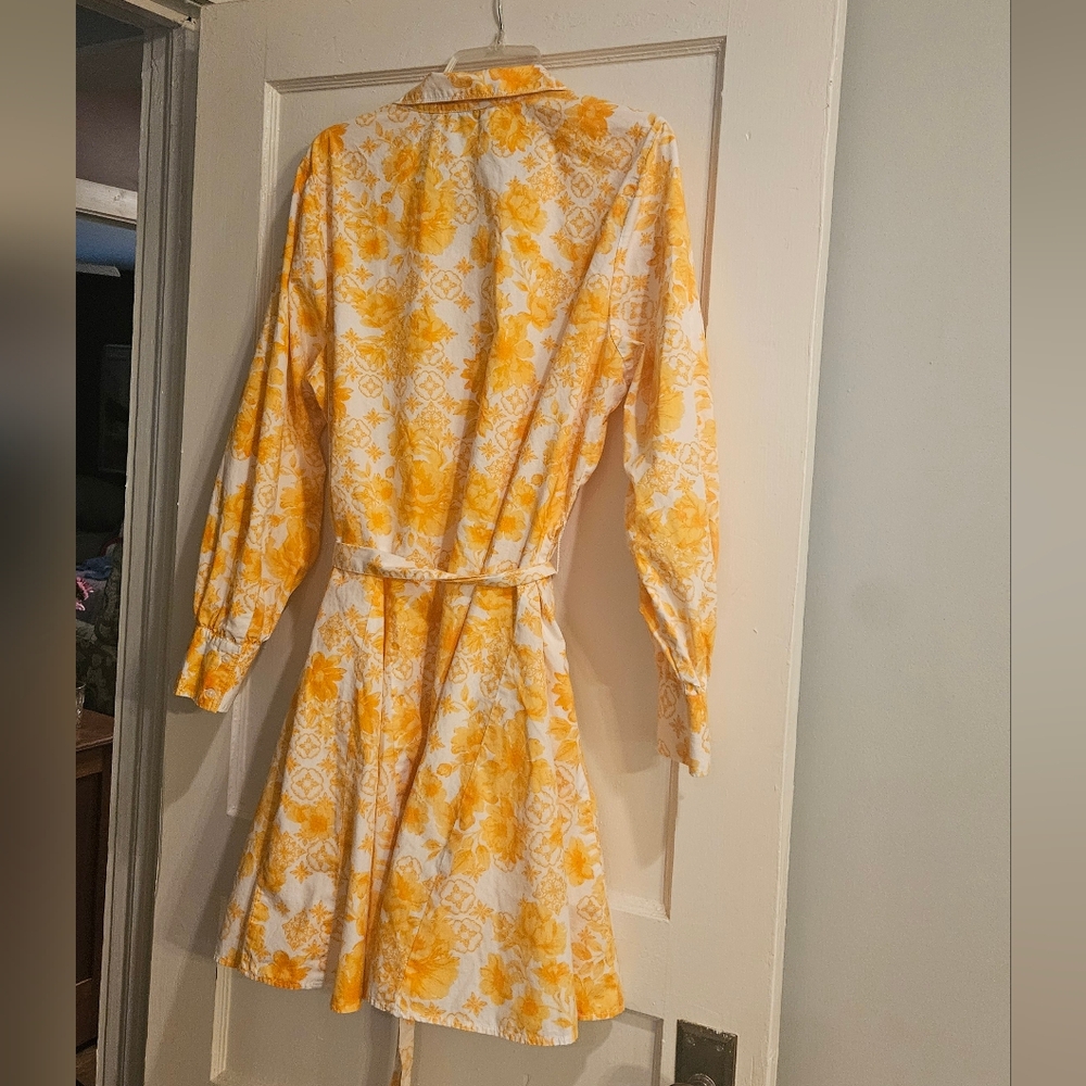 Yellow Floral Women's Dress - Picture 6 of 10